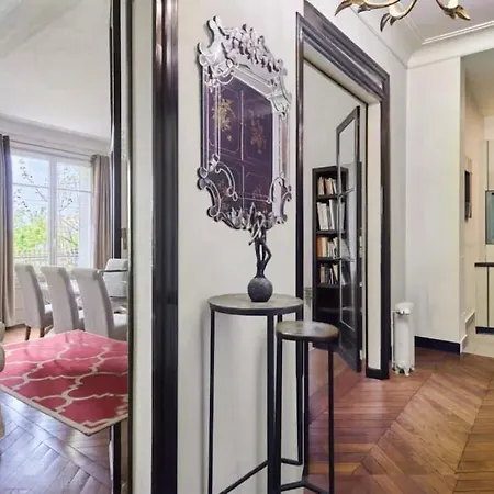 Appartement Bright And Chic Haussmannian Porte Maillot *