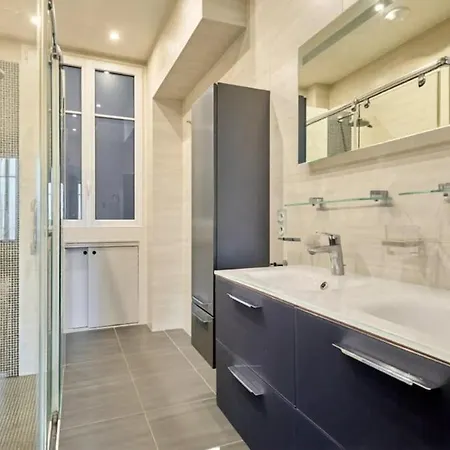 Appartement Bright And Chic Haussmannian Porte Maillot *